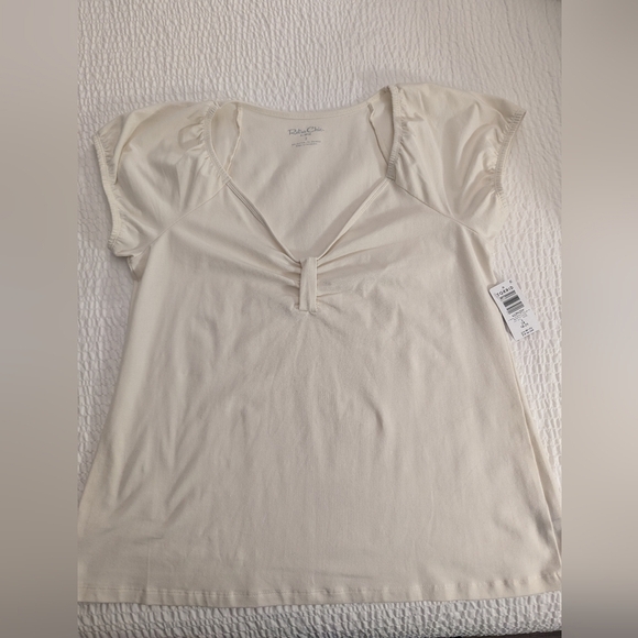 Torrid Retro Chic Whister White/ cream ivory Top 2x NWT - Picture 2 of 13